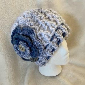 Cloche hat